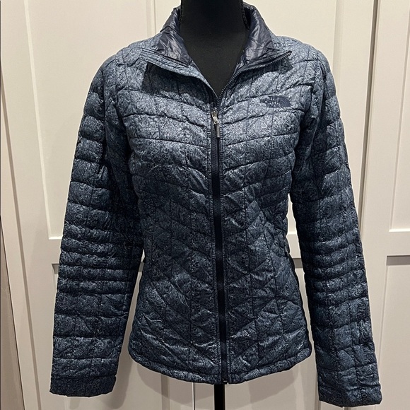 The North Face Jackets & Blazers - NORTH FACE Quilted Puffer Jacket - Dark Blue Size XS